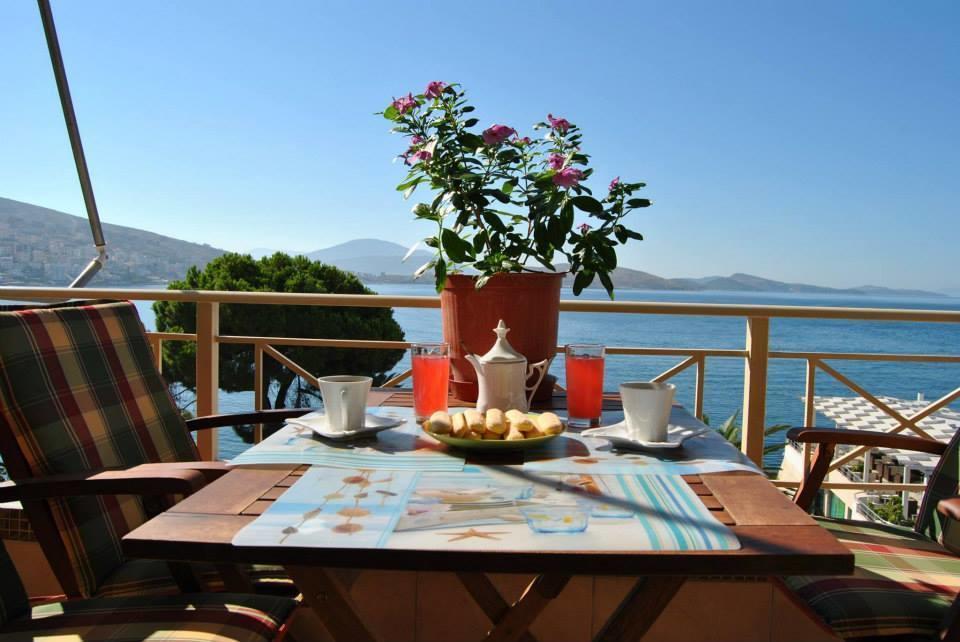 Apartment In Saranda Exterior photo