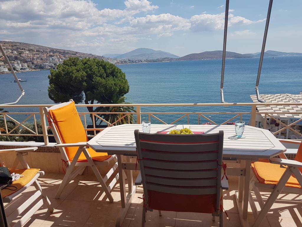 Apartment In Saranda Exterior photo